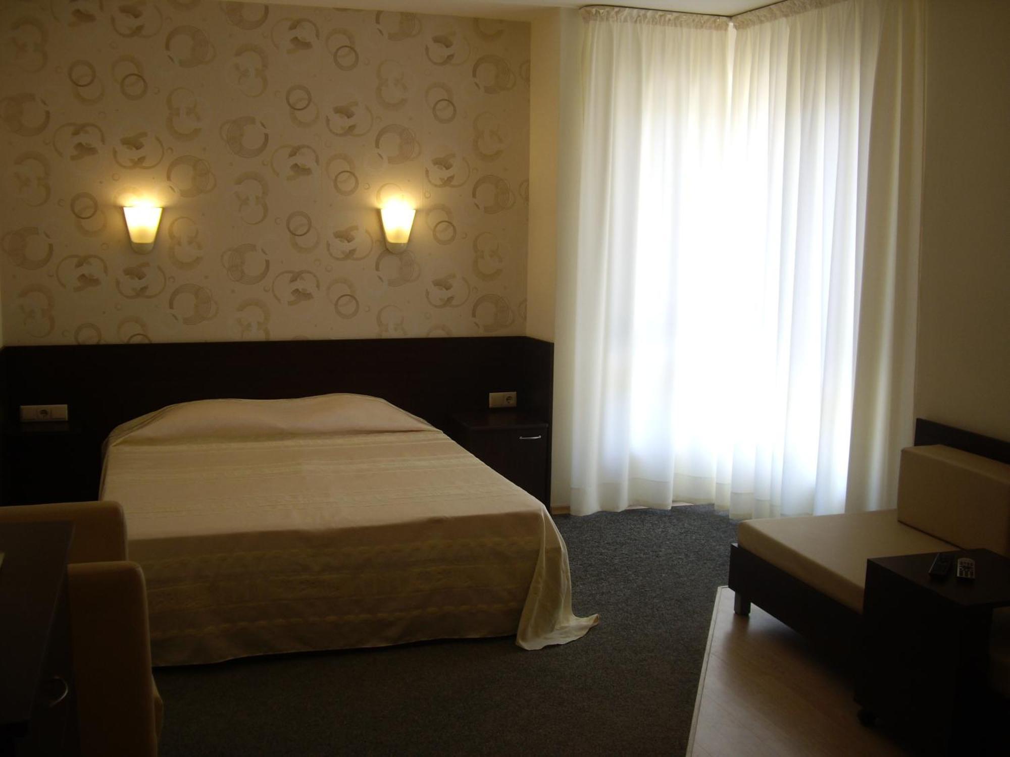 Family Hotel Avramov Vidin Quarto foto