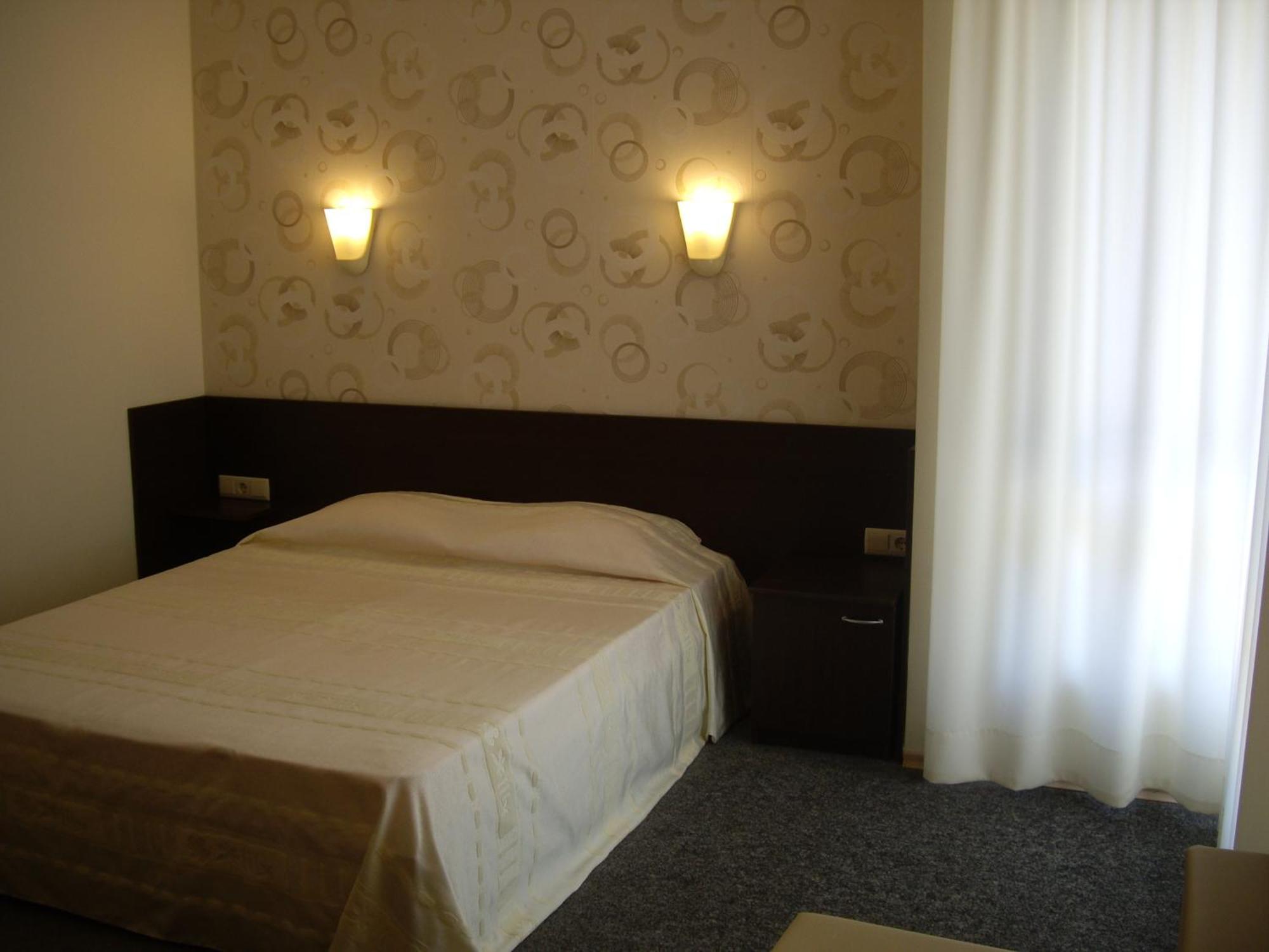 Family Hotel Avramov Vidin Quarto foto